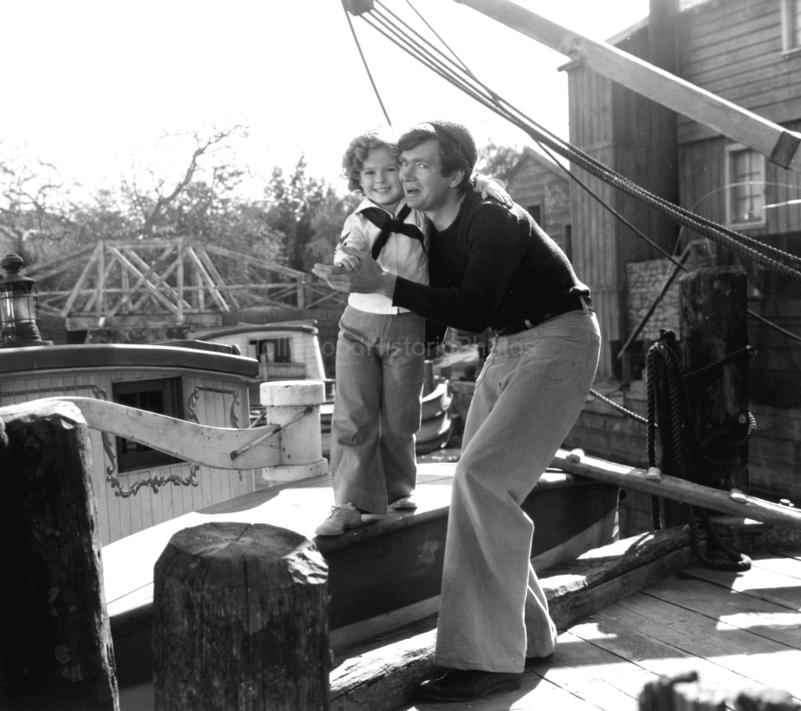 Buddy Ebsen 1936 2 WM.jpg